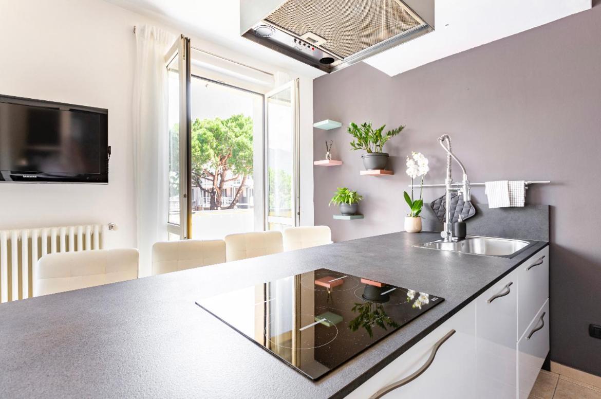 Lakeside View Colico Apartment Bagian luar foto